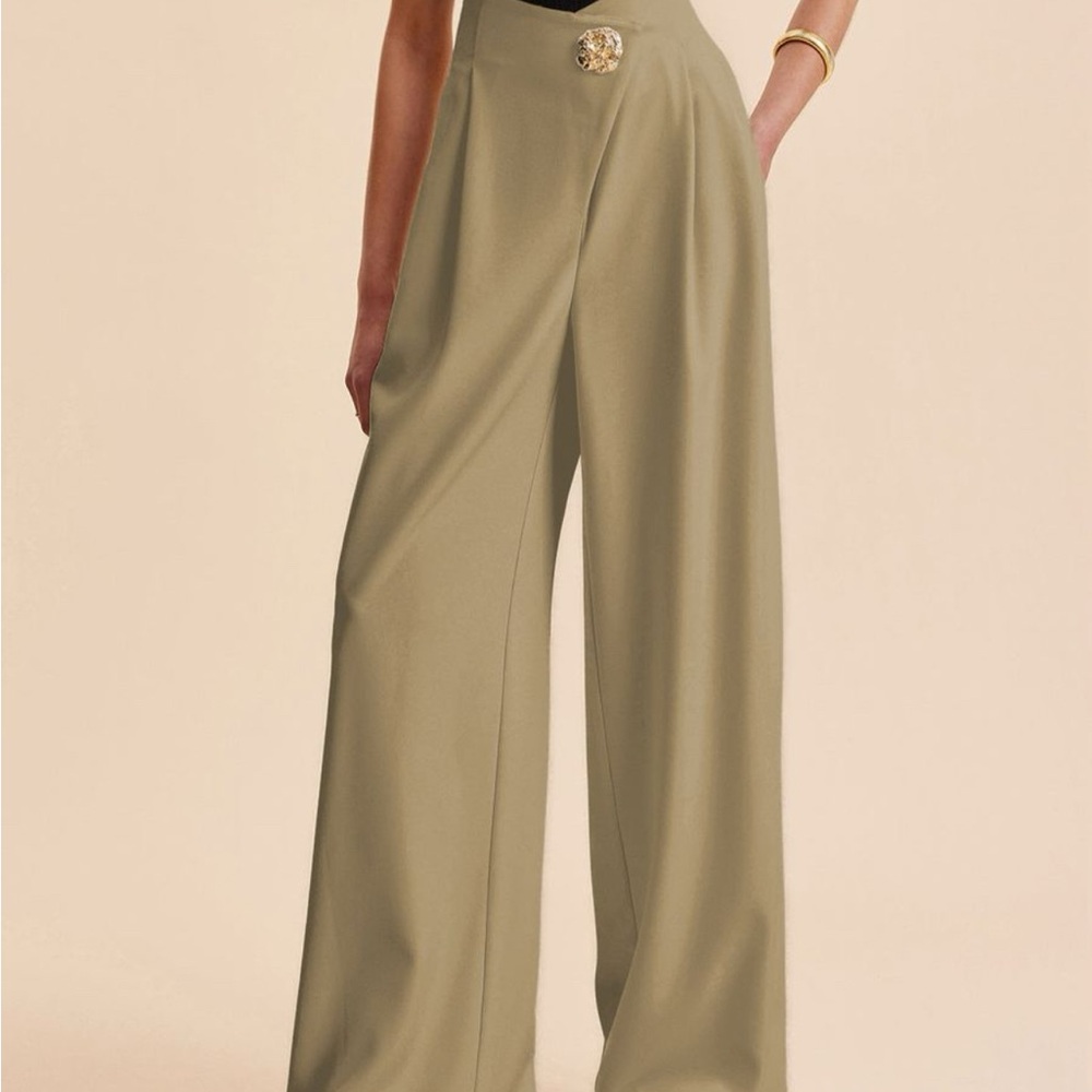 Commense Wide Leg Pants in Tan